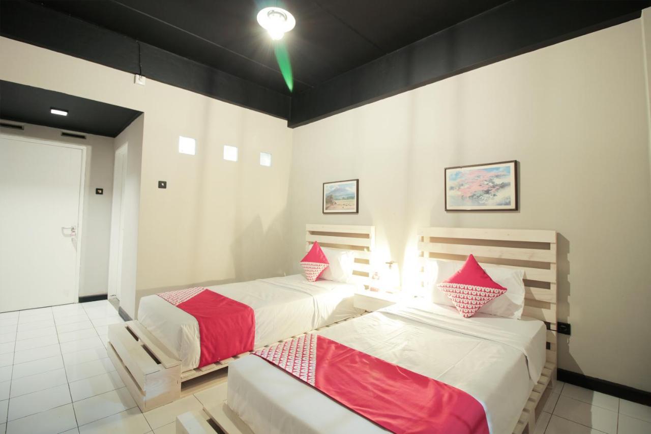 Oyo 260 Home 33 Μπαντούνγκ Εξωτερικό φωτογραφία