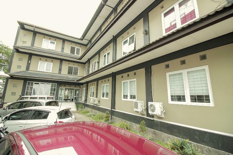 Oyo 260 Home 33 Μπαντούνγκ Εξωτερικό φωτογραφία